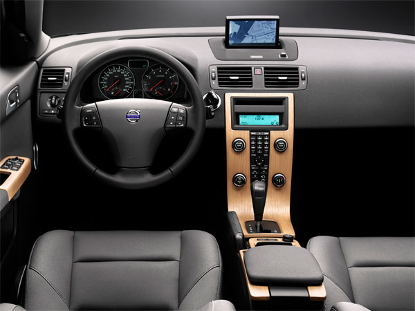 Електрика та електроніка Volvo V50