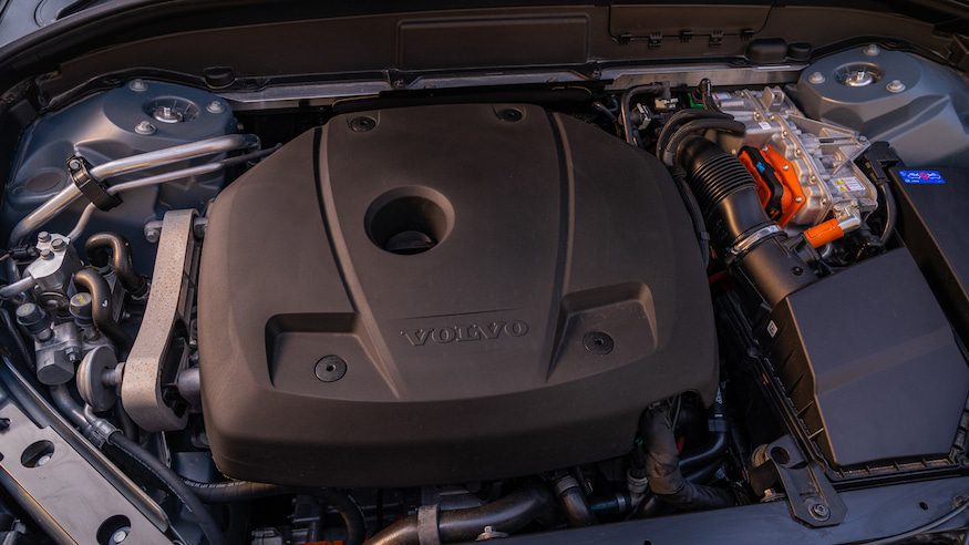 Який двигун Volvo XC60 надійніше в довгостроковій перспективі