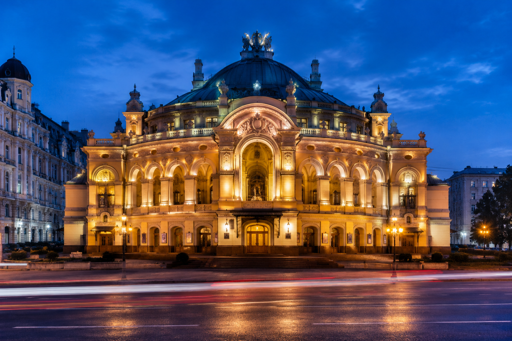 Великі державні театри