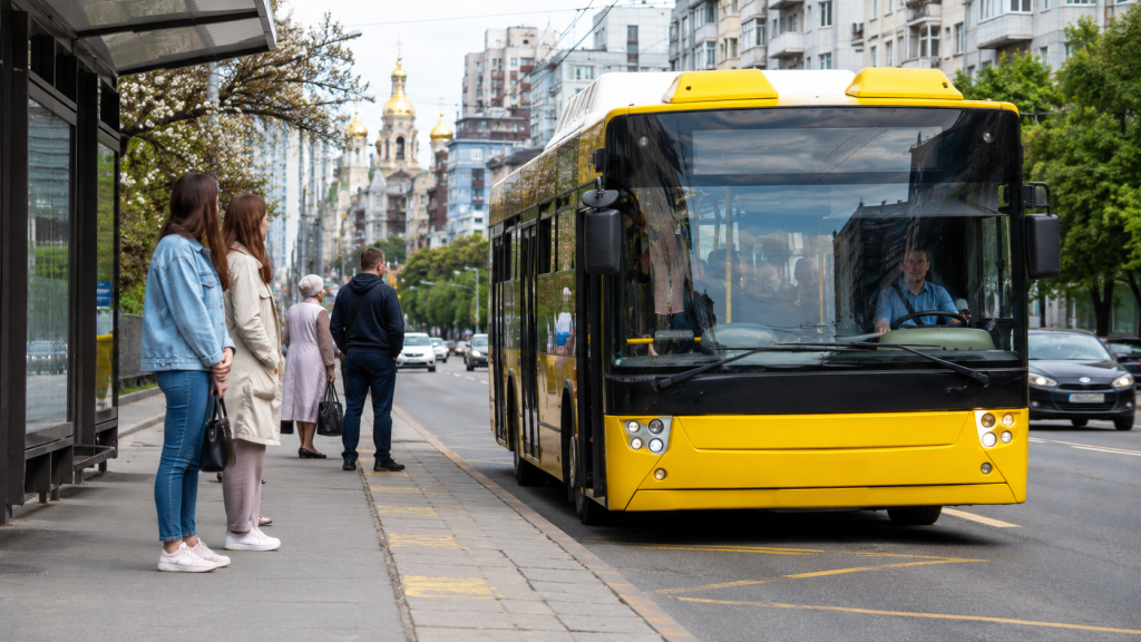 втобус 57 Київ — маршрут Академмістечко та Чапаєвка